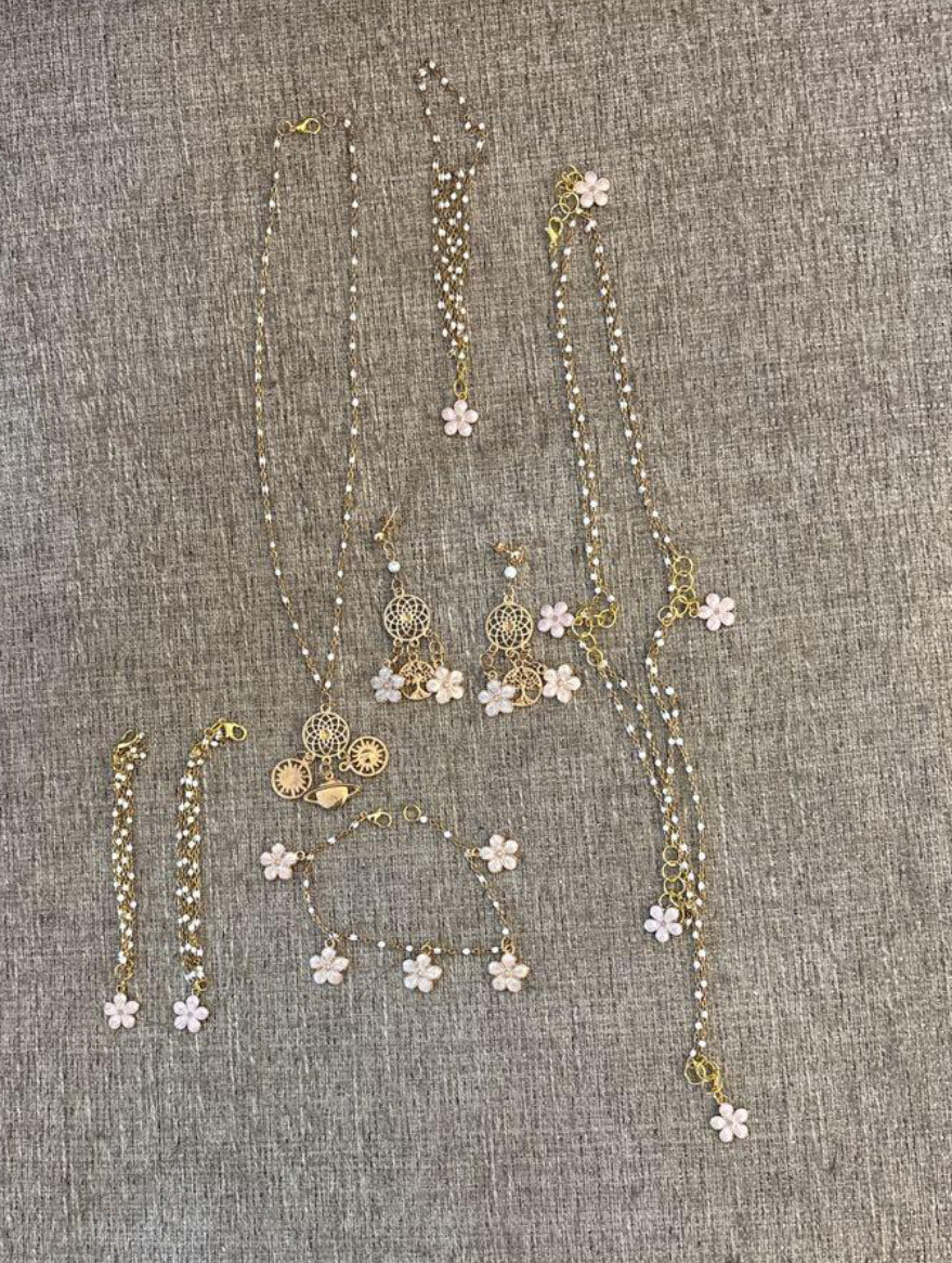 Jewelry set (Tree of life, Flowers, Sun, Golden Chain)